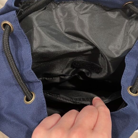 Bioworld Marvel The Marvels Icons Drawstring Slouch Backpack NWT - Picture 9 of 10